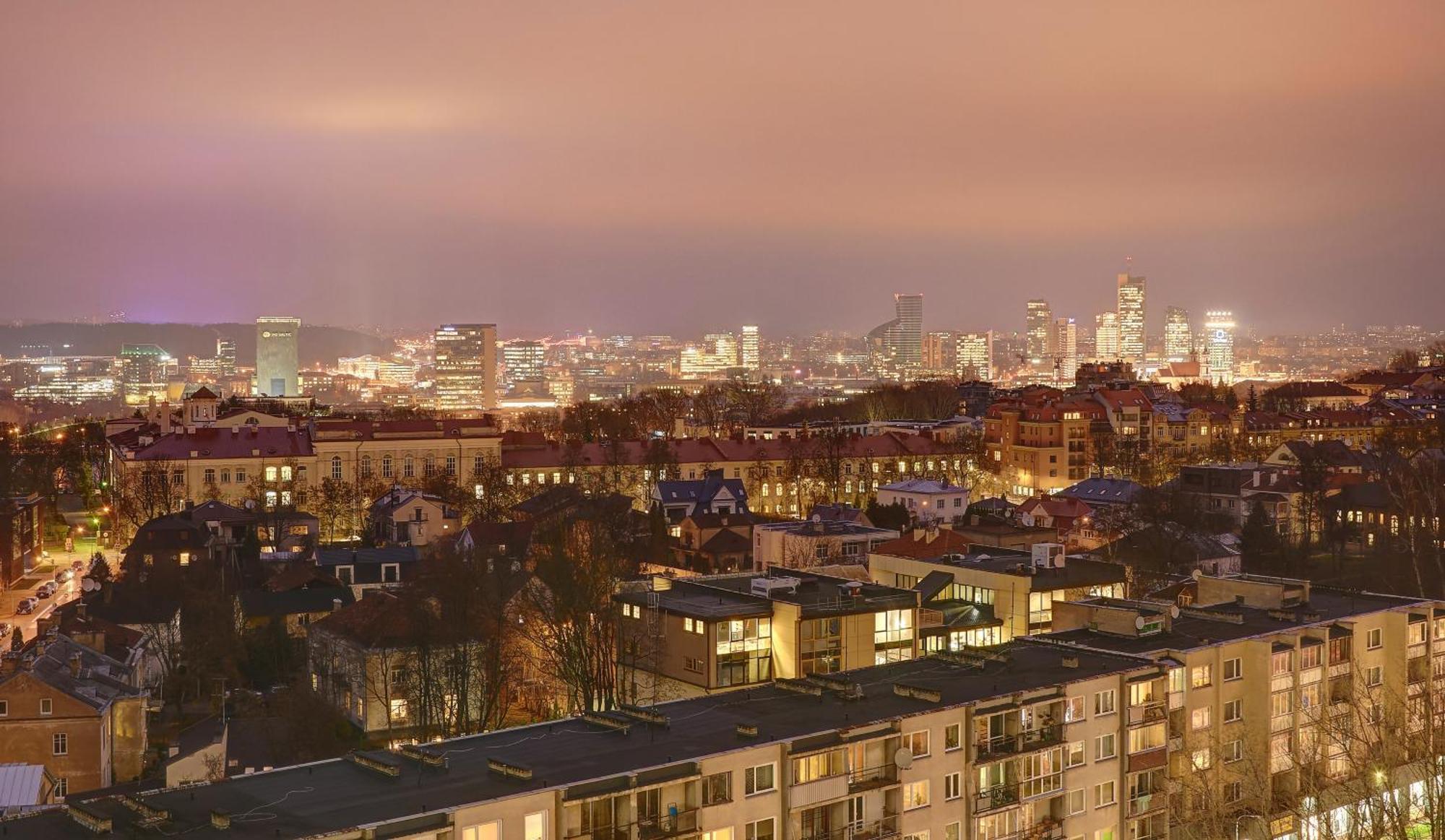 Helios Luxury Apartment In Vilnius Skyscraper Luaran gambar